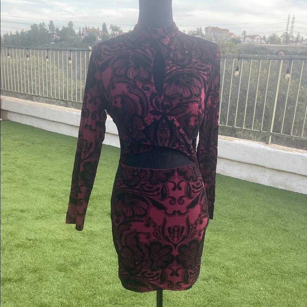 Fashion Nova Black and Burgundy Long Sleeve Dress